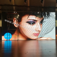 1500cd/m2 Layar LED Indoor Interaktif dengan Remote Control Touchscreen