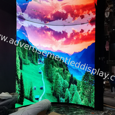 Ultra-Wide Viewing Angle Indoor Advertising LED Display Screen Untuk Jangkauan Penonton yang Luas